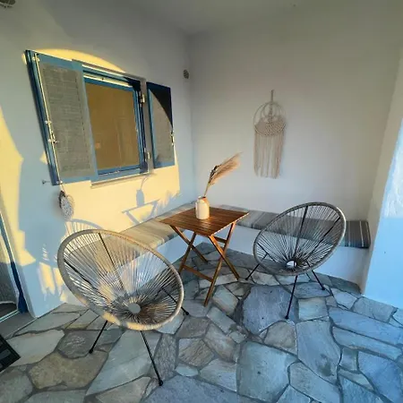 Dejableu - Island Living Paros